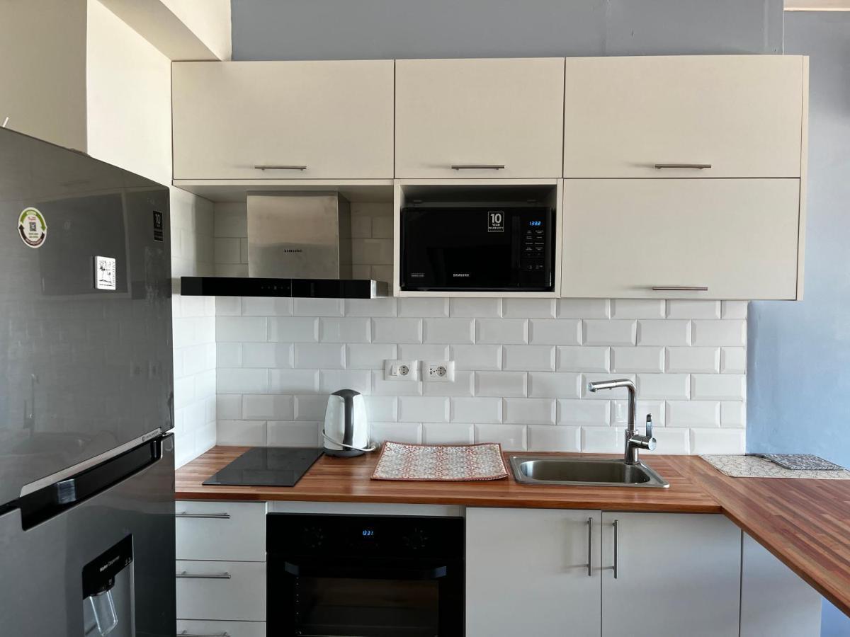 Hermoso En Casco Histórico Con Vistas Al Río. Apartamento